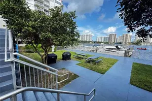 18051 Biscayne Blvd, Aventura, FL 33160 - Photo 37