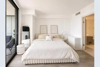 801 S Miami Ave #4204, Miami, FL 33130 - Photo 15
