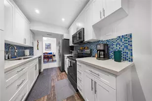 4330 Hillcrest Dr, Hollywood, FL 33021 - Photo 1