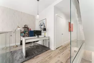 455 NE 39th St, Miami, FL 33137 - Photo 11