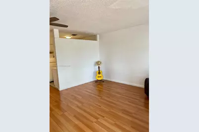 820 SW 11th Ave #15B, Hallandale Beach, FL 33009 - Photo 9