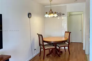 820 SW 11th Ave, Hallandale Beach, FL 33009 - Photo 7