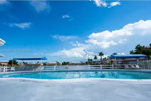 820 SW 11th Ave, Hallandale Beach, FL 33009 - Photo 29