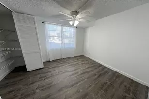 1020 Meridian Ave, Miami Beach, FL 33139 - Photo 21