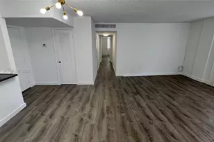 1020 Meridian Ave, Miami Beach, FL 33139 - Photo 13