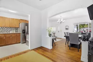 104 SW 40th Ave, Miami, FL 33134 - Photo 13