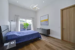 635 SW 9th St, Hallandale Beach, FL 33009 - Photo 17