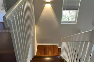 1125 Butternut Ln, Hollywood, FL 33019 - Photo 5