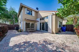 1125 Butternut Ln, Hollywood, FL 33019 - Photo 13