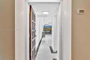 3800 N Hills Dr, Hollywood, FL 33021 - Photo 7