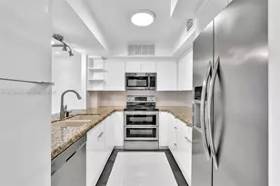 3800 N Hills Dr, Hollywood, FL 33021 - Photo 9