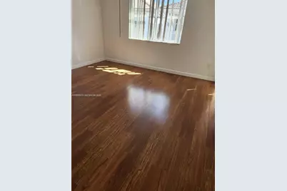 8465 NW 108th Path, Doral, FL 33178 - Photo 7