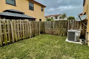 146 SE 34th Terrace, Homestead, FL 33033 - Photo 13