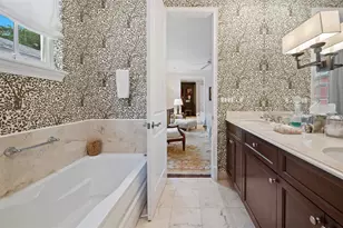 568 Loretto Ave, Coral Gables, FL 33146 - Photo 17