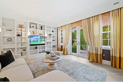 568 Loretto Ave #11, Coral Gables, FL 33146 - Photo 13