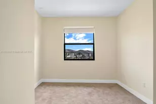 15842 NW 91st Ct, Miami Lakes, FL 33018 - Photo 9