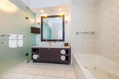 5300 NW 87th Ave #1201, Doral, FL 33178 - Photo 15