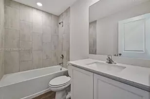 861 Winwood Cir, Fort Myers, FL 33913 - Photo 9