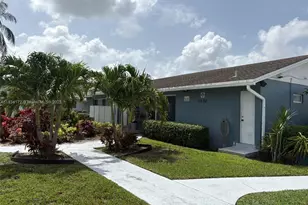 6540 Winfield Blvd, Margate, FL 33063 - Photo 3