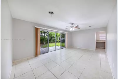 18900 NW 19th Ave, Miami Gardens, FL 33056 - Photo 25