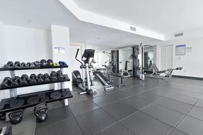 4242 NW 2 St #1601, Miami, FL 33126 - Photo 35