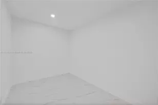 20221 SW 118th Ave, Miami, FL 33177 - Photo 31