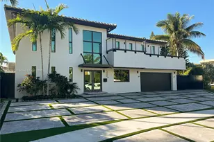 13300 Biscayne Bay Terrace, North Miami, FL 33181 - Photo 3