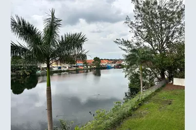 2775 W 52nd St #305, Hialeah, FL 33016 - Photo 23