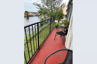 2775 W 52nd St #305, Hialeah, FL 33016 - Photo 25