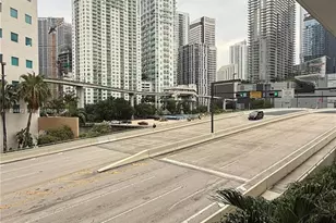 350 S Miami Ave, Miami, FL 33130 - Photo 11