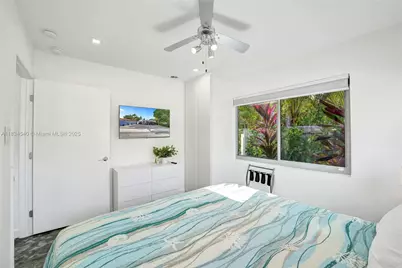 3305 NE 16th Ct, Fort Lauderdale, FL 33305 - Photo 7