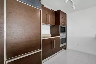 465 Brickell Ave, Miami, FL 33131 - Photo 9