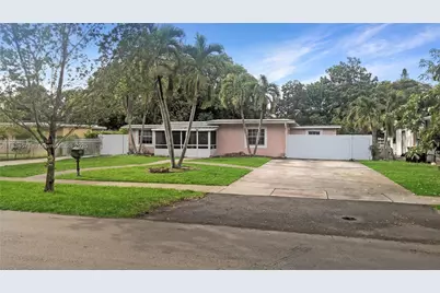 841 NE 139th St, North Miami, FL 33161 - Photo 3