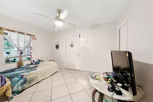 1385 NE 130th St, North Miami, FL 33161 - Photo 11