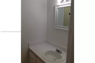 3582 NE 171 St, North Miami Beach, FL 33160 - Photo 19