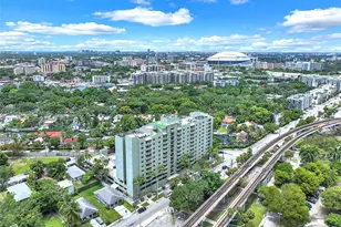 816 NW 11th St, Miami, FL 33136 - Photo 17