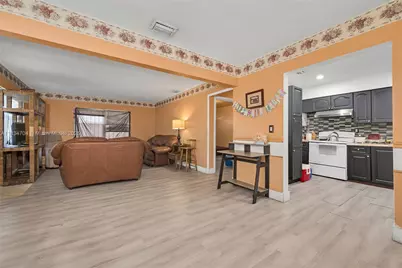 7190 NW 21st Ave, Miami, FL 33147 - Photo 17