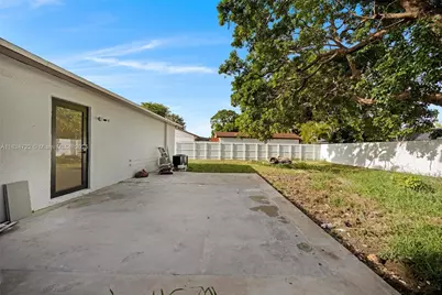 324 SW 16th Ter, Homestead, FL 33030 - Photo 25