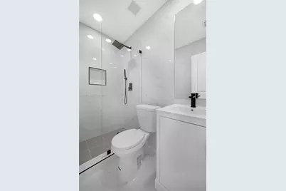 324 SW 16th Ter, Homestead, FL 33030 - Photo 19