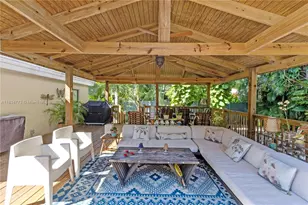 155 NW 86th St, El Portal, FL 33150 - Photo 3