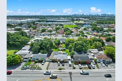 871 SE 8th Ave Hialeah FL 33010 - Pds23tp.webp