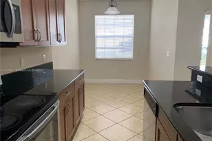 9057 Preston Pl, Tamarac, FL 33321 - Photo 9