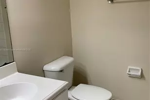 9057 Preston Pl, Tamarac, FL 33321 - Photo 21