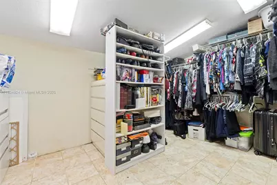 21321 NE 25th Ct, Miami, FL 33180 - Photo 29