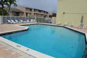 8749 SW 154th Cir Pl, Miami, FL 33193 - Photo 23