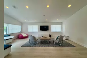 10911 N Bayshore Dr, Miami, FL 33161 - Photo 7