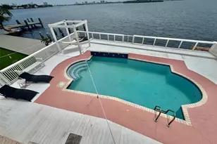 10911 N Bayshore Dr, Miami, FL 33161 - Photo 19