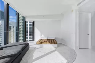 18555 Collins Ave, Sunny Isles Beach, FL 33160 - Photo 33