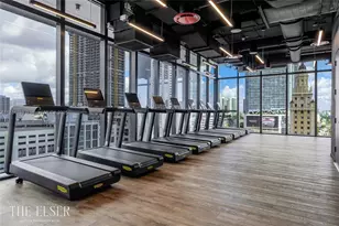 398 NE 5th St, Miami, FL 33132 - Photo 31