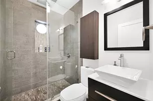 295 De Leon Dr, Miami Springs, FL 33166 - Photo 41